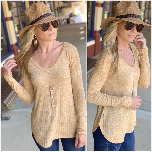 ✨LAST ONE✨Mustard ribbed side lace up tunic - Picture 2 of 4